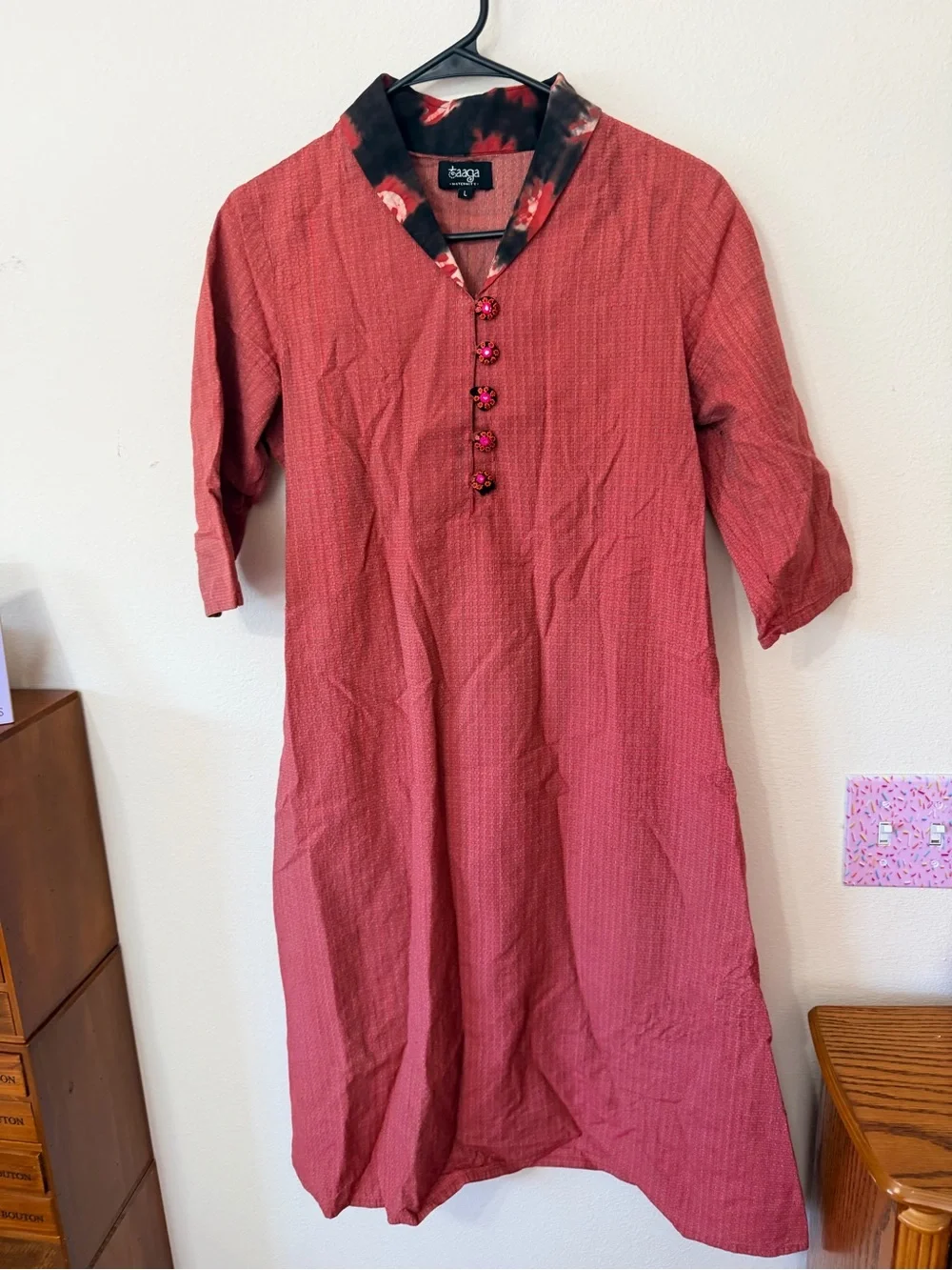 Taaga dress size L